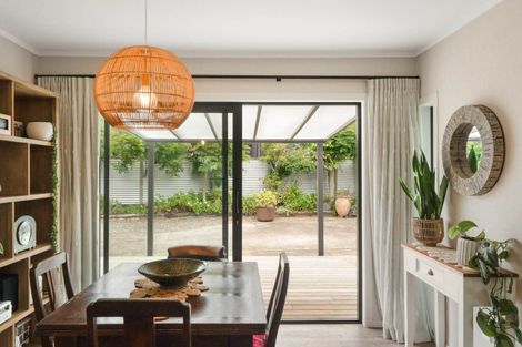 Photo of property in 37 Pohutukawa Drive, Athenree, Katikati, 3177