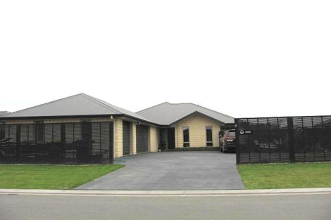 Photo of property in 9 Cairnbrae Drive, Prebbleton, 7604