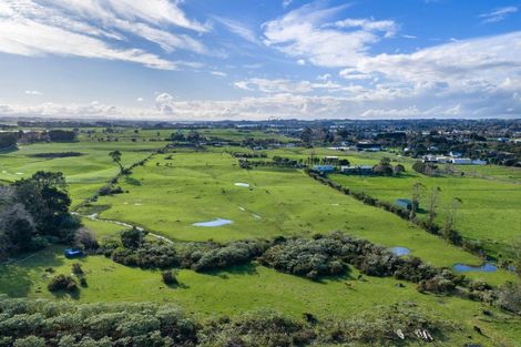 Photo of property in 45 Karioitahi Road, Waiuku, 2683