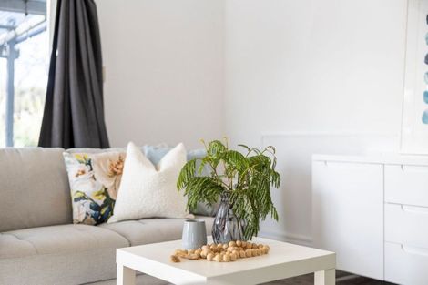 Photo of property in 20 Shakespeare Road, Bastia Hill, Whanganui, 4500