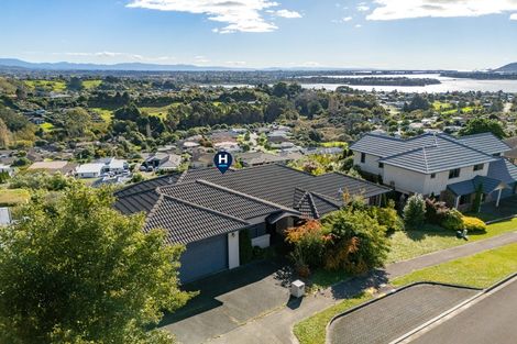 Photo of property in 17 Aurora Avenue, Welcome Bay, Tauranga, 3112