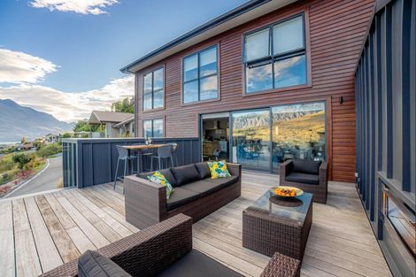 Photo of property in St Andrews Park, 42a Highview Terrace, Queenstown, 9300