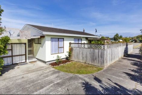 Photo of property in 11 Sandstrom Grove, Feilding, 4702