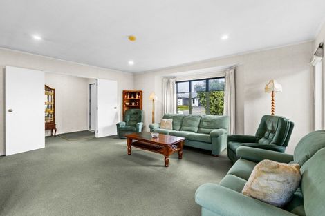 Photo of property in 32 Palmbrook Avenue, Havelock North, 4130