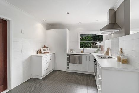 Photo of property in 9 Percival Road, Paraparaumu Beach, Paraparaumu, 5032