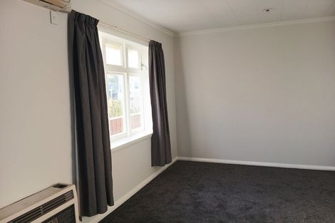 Photo of property in 148 Coutts Street, Kilbirnie, Wellington, 6022