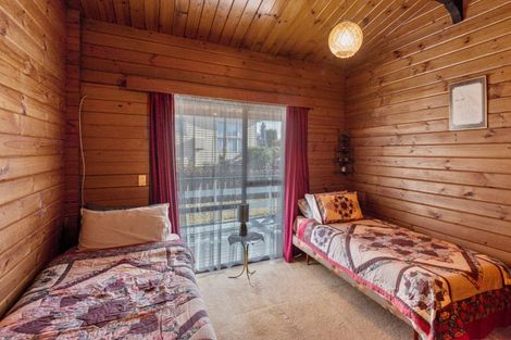 Photo of property in 34 Black Peak Road, Omarama, 9412