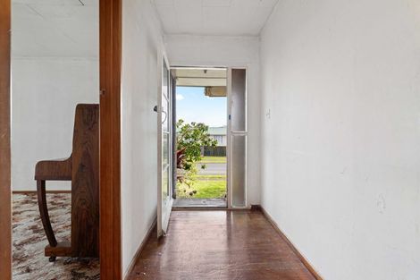 Photo of property in 32 Ashgrove Road, Mangere, Auckland, 2022