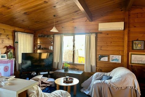 Photo of property in 5 Prossers Road, Saint Martins, Christchurch, 8022