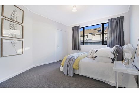 Photo of property in 6 Jennings Place, Rangiora, 7400