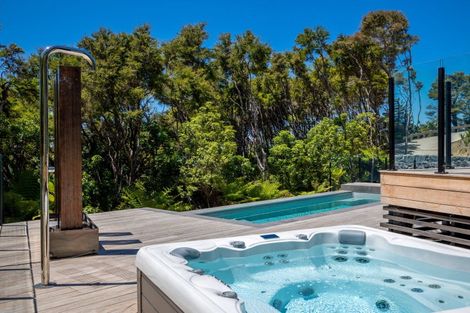Photo of property in 25 Astrolabe View, Kaiteriteri, Motueka, 7197