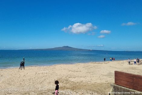 Photo of property in 2/19a Sanders Avenue, Takapuna, Auckland, 0622