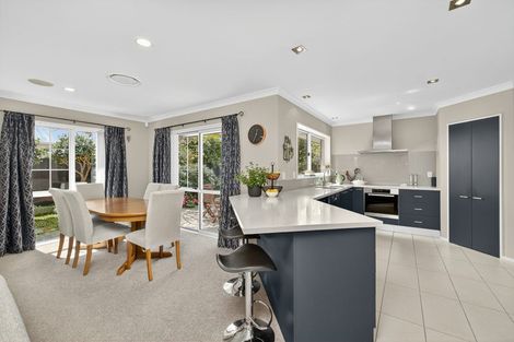 Photo of property in 8 Avon Gate, Russley, Christchurch, 8042