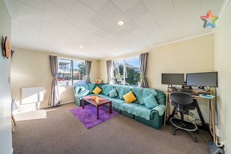 Photo of property in 61a Bristol Square, Hutt Central, Lower Hutt, 5010