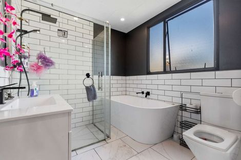 Photo of property in 85a Pohutukawa Drive, Owhata, Rotorua, 3010