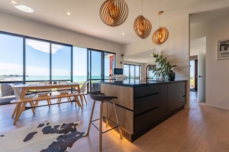 Photo of property in 35 Parade, Scarborough, Timaru, 7971