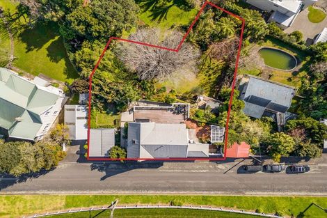 Photo of property in 5 Rogan Street, New Plymouth, 4310