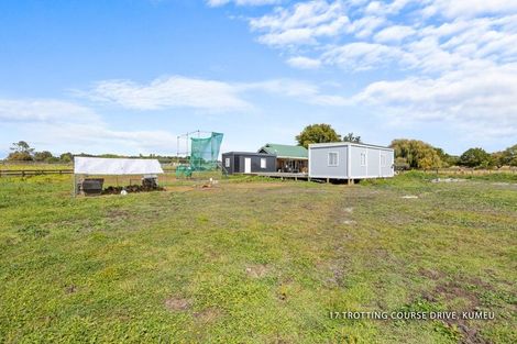 Photo of property in 15 Trotting Course Drive, Kumeu, 0891