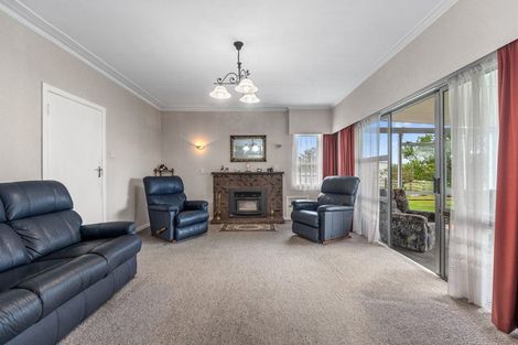Photo of property in 180 Taupaki Road, Taupaki, Henderson, 0782