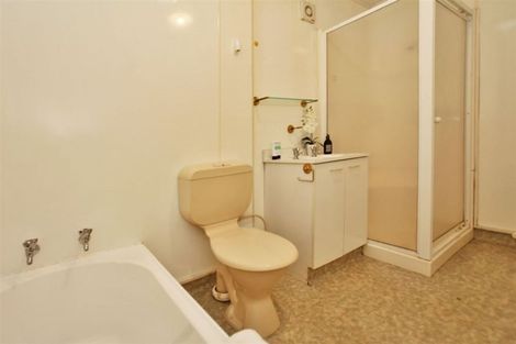 Photo of property in 2/27 Maxwell Street, Riccarton, Christchurch, 8041