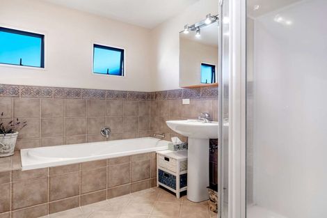 Photo of property in 9 Windermere Rise, Rototuna, Hamilton, 3210