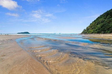 Photo of property in 50 Pauanui Beach Road, Pauanui, Hikuai, 3579