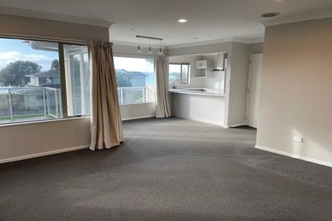 Photo of property in 8 Sunburst Avenue, Snells Beach, 0920