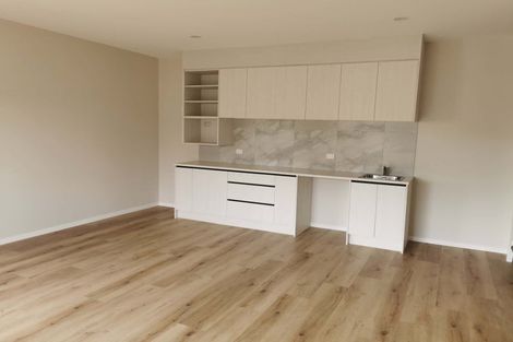 Photo of property in 10 Taurikura Way, Fairview Heights, Auckland, 0632