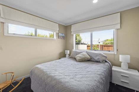 Photo of property in 17 Farleigh Close, Huntington, Hamilton, 3210