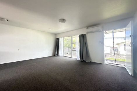 Photo of property in 22 Grande Vue Road, Hillpark, Auckland, 2102