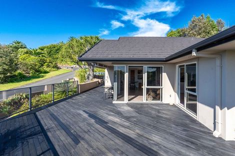 Photo of property in 14r Estates Terrace, Welcome Bay, Tauranga, 3175
