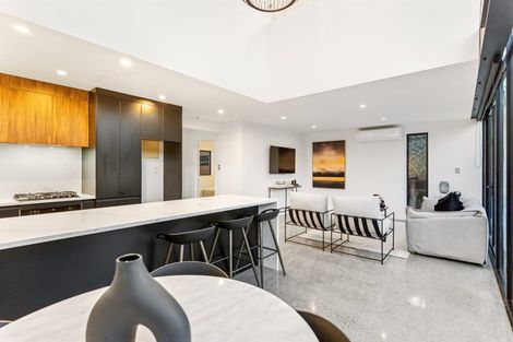 Photo of property in 4 Halyard Place, Te Atatu Peninsula, Auckland, 0610