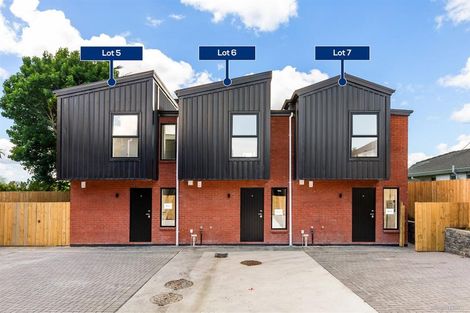 Photo of property in 24 Carnoustie Drive, Wattle Downs, Auckland, 2103