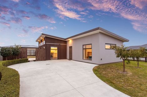 Photo of property in 37 Flint Road, Rolleston, 7614