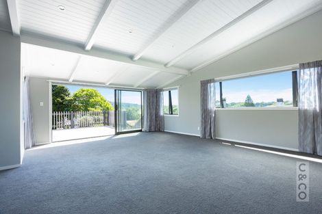 Photo of property in 19 Maude Street, Riverhead, 0820