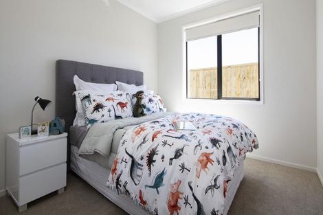 Photo of property in 4 Kenehi Road, Karaka, 2124