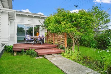 Photo of property in 15 Tavistock Road, Waipukurau, 4200
