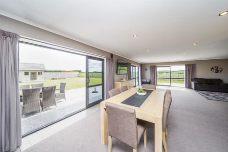 Photo of property in 15 Larlin Drive, Hawera, 4675