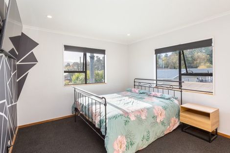 Photo of property in 55 Moeraki Road, Maoribank, Upper Hutt, 5018