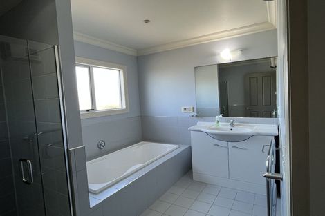 Photo of property in 19 Navigation Drive, Whitby, Porirua, 5024