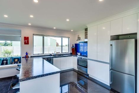 Photo of property in 7 Johns Road, Jervoistown, Napier, 4112