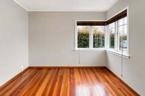Photo of property in 17 Elizabeth Place, Ferndale, New Plymouth, 4310