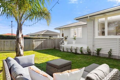 Photo of property in 9 Charles Street, Bellevue, Tauranga, 3110