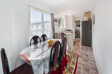 Photo of property in 5 Mcdivitt Street, Manurewa, Auckland, 2102