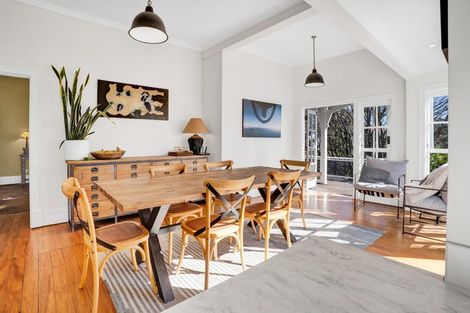 Photo of property in 5 Rogan Street, New Plymouth, 4310