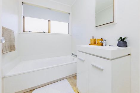 Photo of property in 3 Dewhurst Place, Favona, Auckland, 2024
