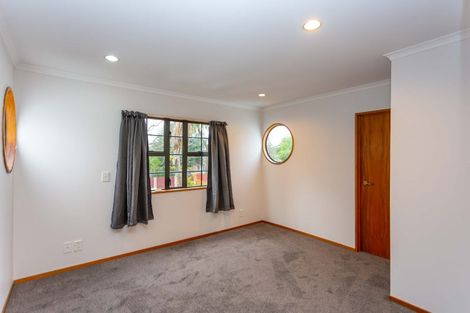 Photo of property in 127 Clyde Road, Ilam, Christchurch, 8041