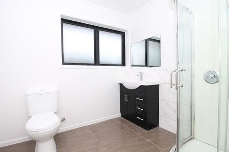 Photo of property in 27 Myers Road, Manurewa East, Auckland, 2102