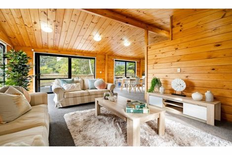 Photo of property in 27 Wirihana Road, Titirangi, Auckland, 0604