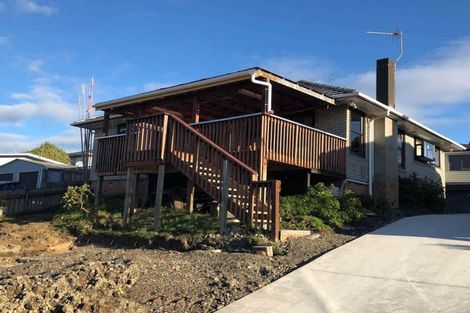 Photo of property in 65 Divich Avenue, Te Atatu South, Auckland, 0610